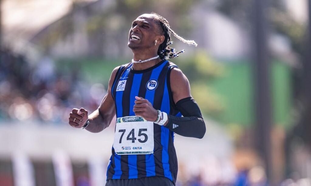 Alison dos Santos brilha no Troféu Brasil e crava melhor tempo mundial nos 400m com barreiras