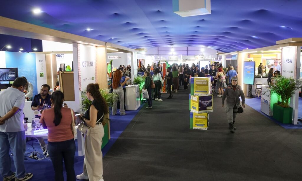 Expot&C: UFF em Niterói sedia a maior feira científica da América Latina