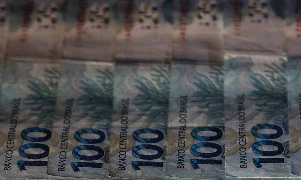 União arca com quase R$ 700 milhões em dívidas de estados e municípios em junho