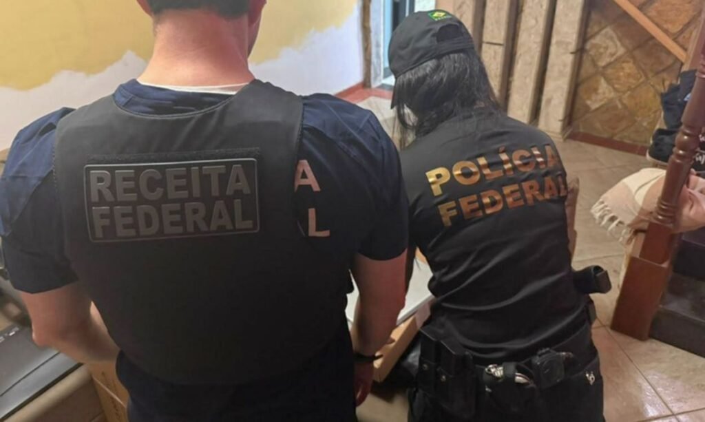 Operação Backdoor da PF mira desvio de computadores e veículos da Receita Federal no Rio