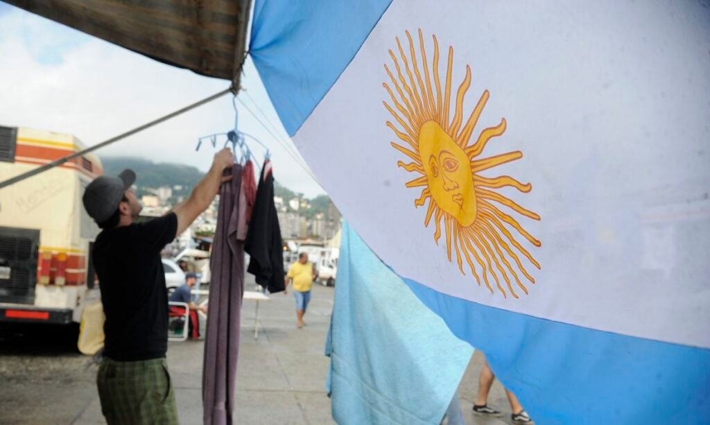 Pesquisa da UBA revela quase metade dos jovens argentinos em vulnerabilidade