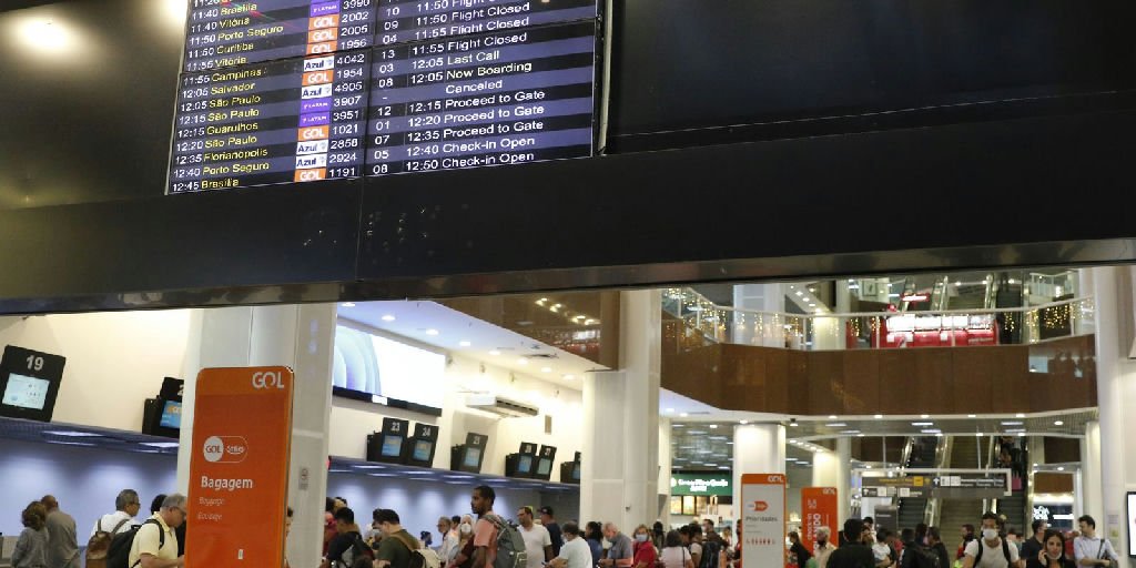 Aeroporto Santos Dumont retoma operações após incidente com aeronave