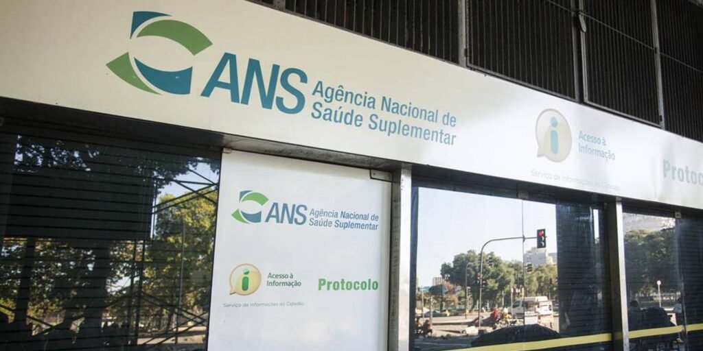 ANS barra reajustes e cancelamentos da Hapvida para proteger 950 mil beneficiários
