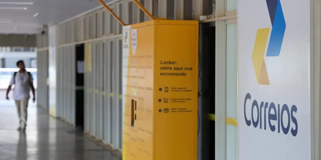 Correios lançam serviço de entrega terrestre para compras de sites do Paraguai no Brasil