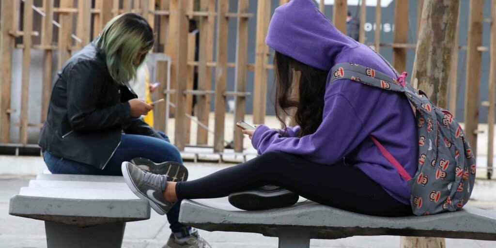 Educação na era da IA exige inclusão digital crítica, alerta especialista
