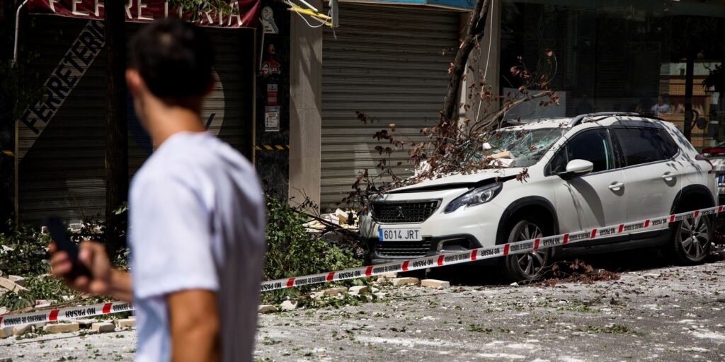Granada em alerta: nova série de terremotos causa feridos e fecha serviços públicos