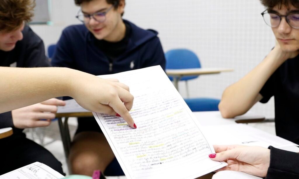 Guia de redação do Encceja 2026 já está disponível para consulta