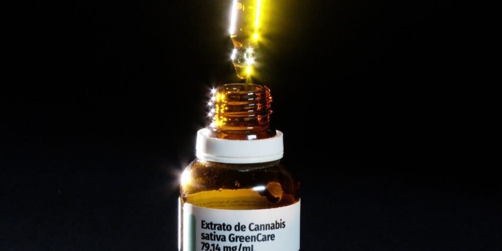 Importação de cannabis medicinal no Brasil cresce quase 30% em 2026