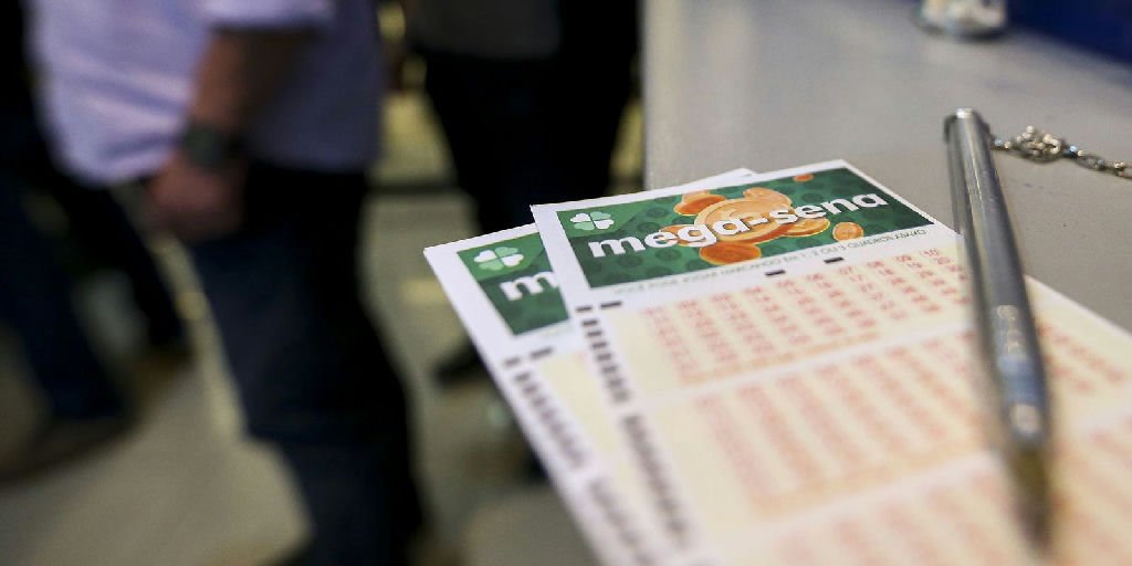 Mega-sena acumula e próximo sorteio pode pagar R$ 25 milhões; confira as dezenas