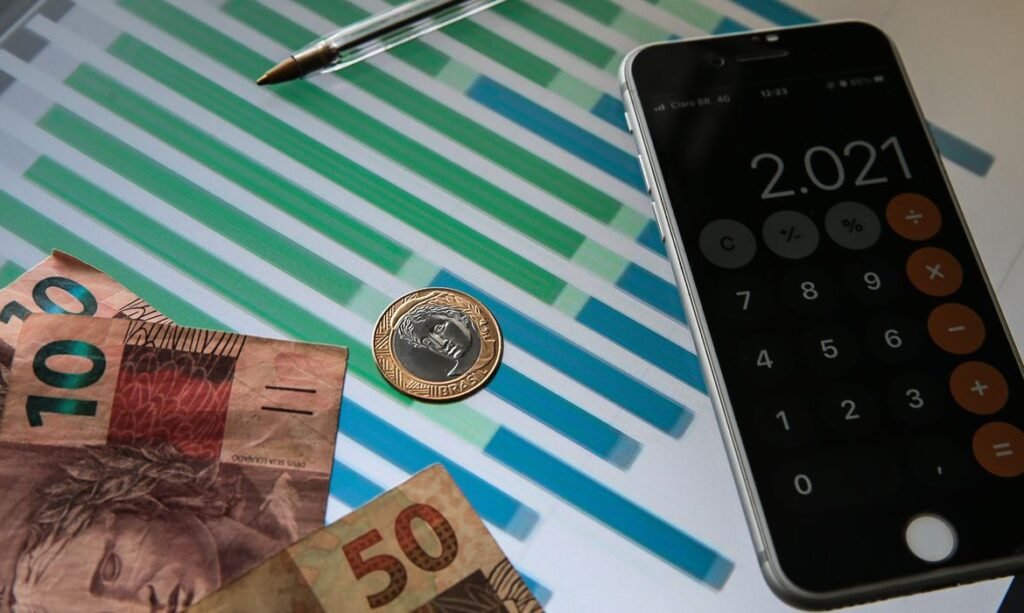 Mercado corta Selic 2026 pela 1ª vez desde março
