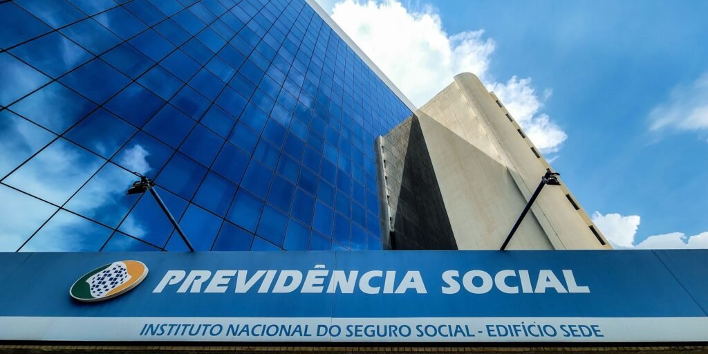 Novas regras do INSS: saiba quais condições de saúde garantem auxílio e aposentadoria sem carência