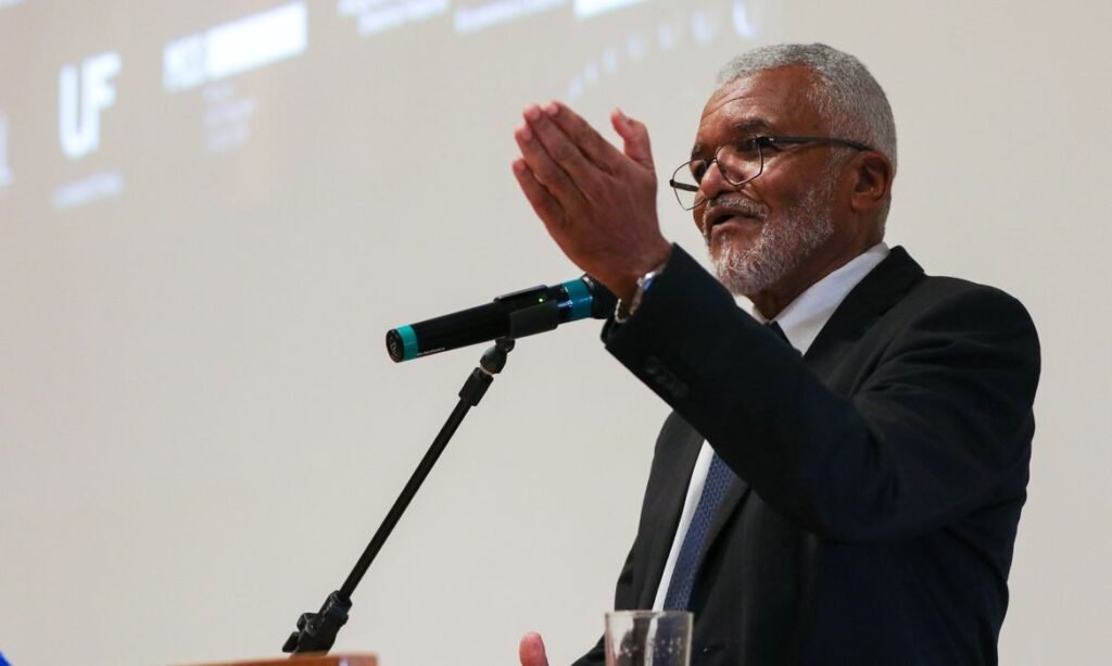 Revista Brasil celebra 40 anos de jornalismo aprofundado e dinamismo no rádio