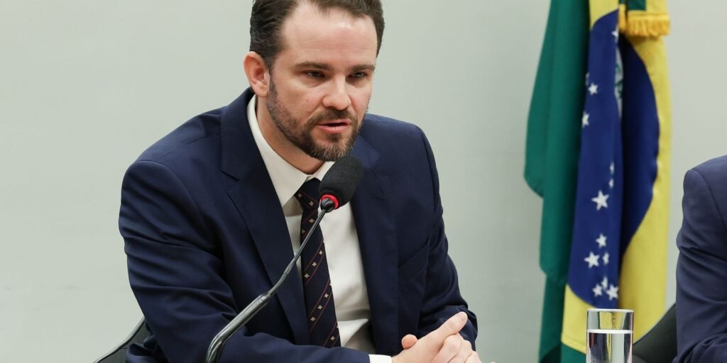 União libera R$ 12,9 bilhões em crédito para cinco estados brasileiros