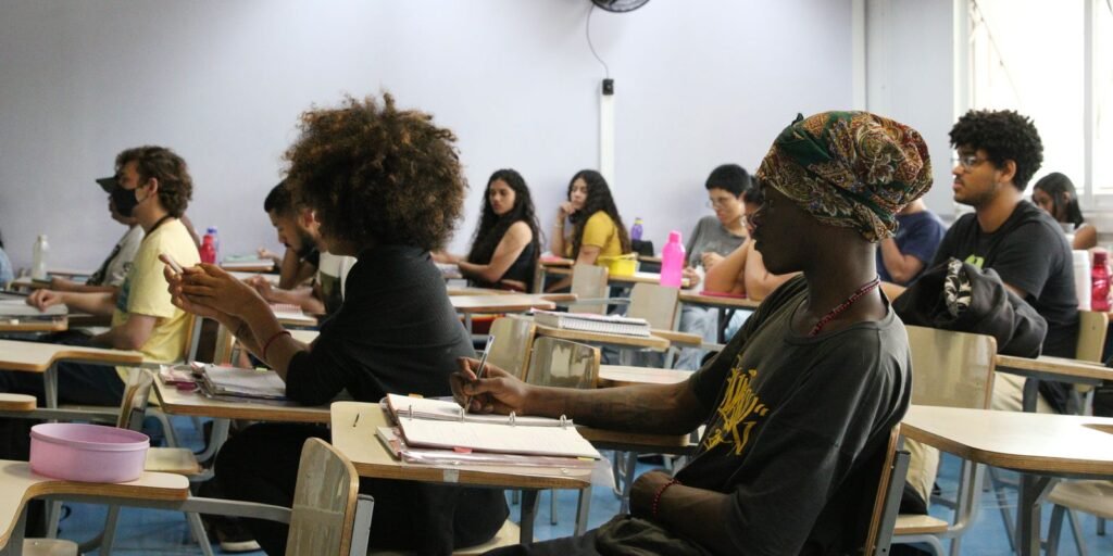 Vestibular Fuvest 2027 inicia inscrições com formato renovado e polo de provas em Fortaleza