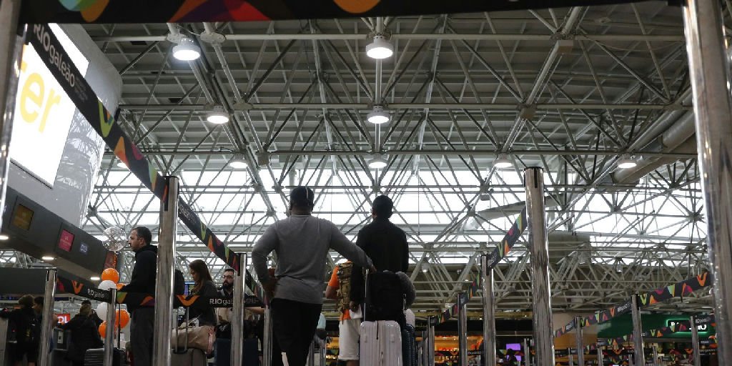 Anac endurece regras contra passageiros indisciplinados em voos nacionais