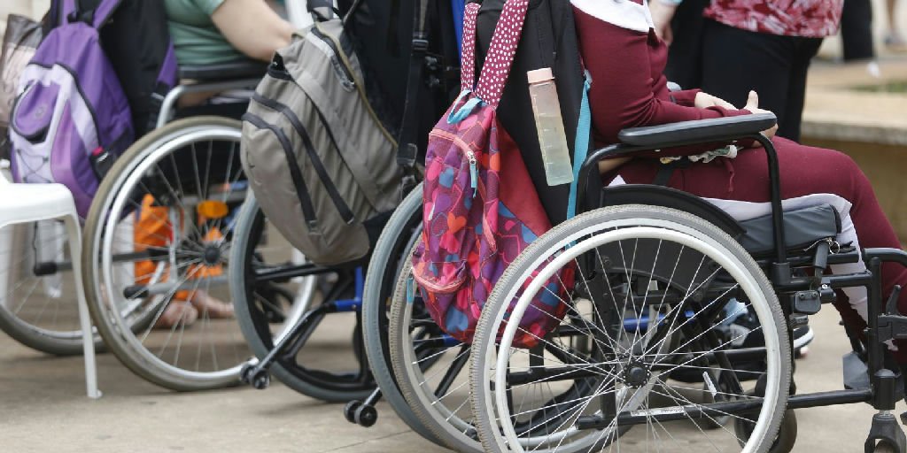 Analfabetismo 12 vezes maior revela desigualdade para jovens e adultos com deficiência