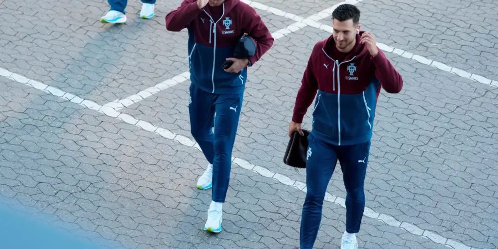 Atrito com Jorge Jesus faz Cristiano Ronaldo abandonar concentração da seleção portuguesa