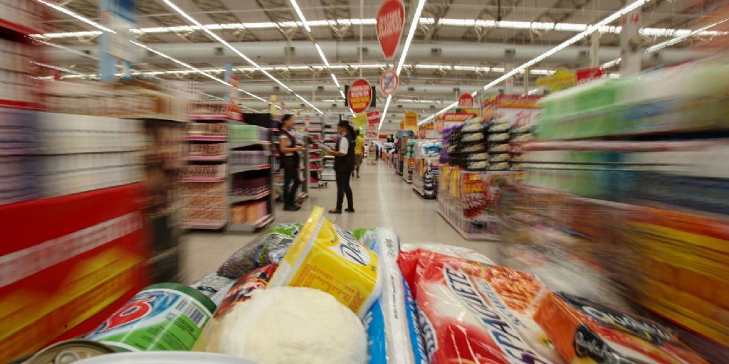 Aumento de 15% no Bolsa Família busca combater inflação e garantir segurança alimentar