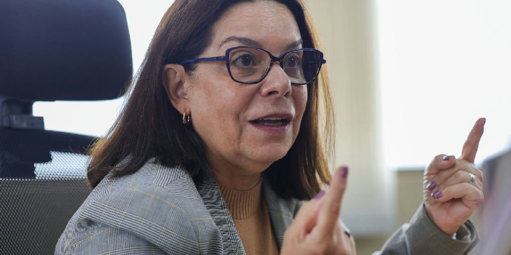 Denise Pires de Carvalho faz história como primeira brasileira na vice-diretoria de ciências da Unesco