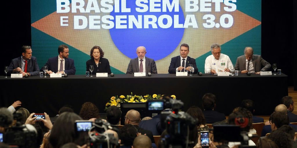 Governo federal lança Desenrola 3.0 com compra de dívidas pela União
