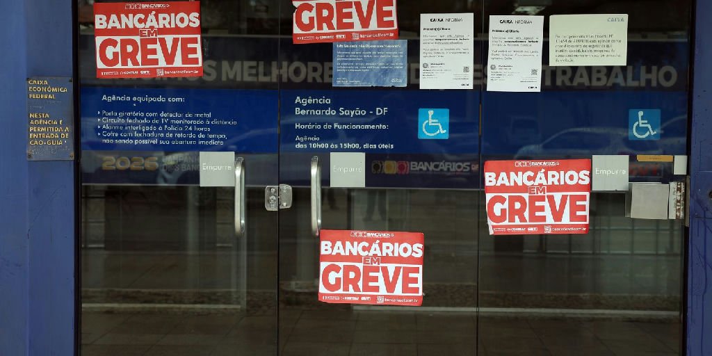 Greve nacional da Caixa persiste após bancários recusarem proposta por Saúde Caixa