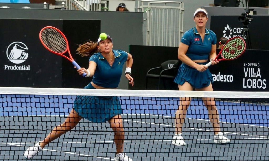 Luisa Stefani avança no SP Open, enquanto jovens brasileiras se destacam apesar da eliminação