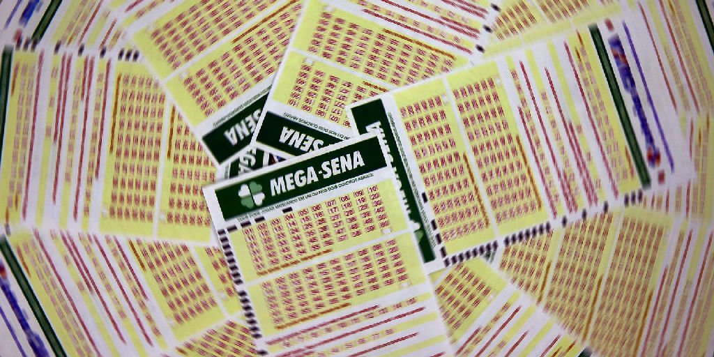 Mega-sena acumula e prêmio atinge R$ 102 milhões para o próximo sorteio