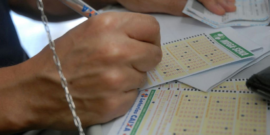 Mega-sena acumula e prêmio chega a R$ 41 milhões para o próximo concurso