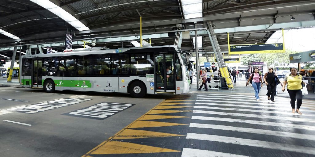 Polícia e MP investigam lavagem e infiltração do PCC no transporte público de SP