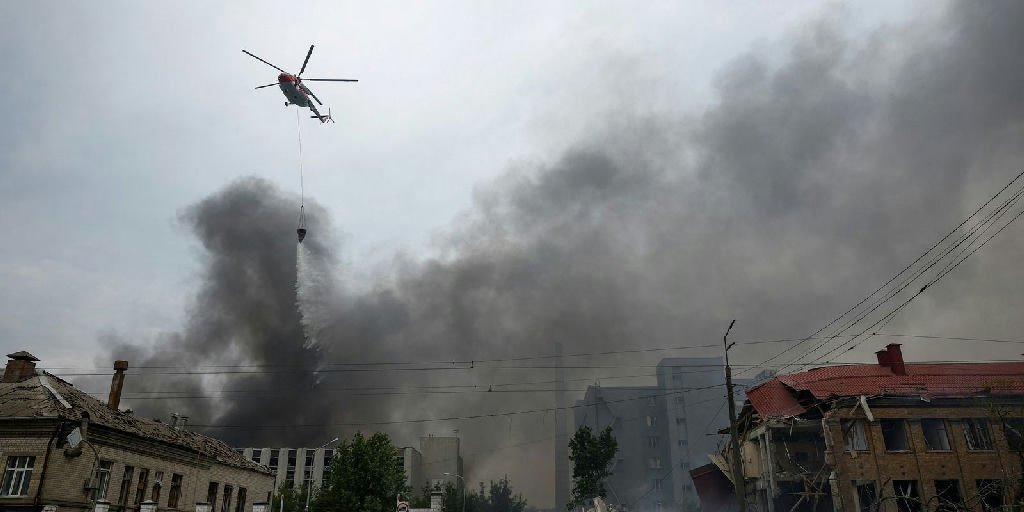 Rússia retoma bombardeios em Kiev após saída de enviados de paz dos EUA