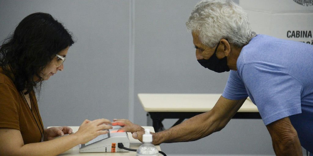 Votar nas eleições de outubro dispensa Prova de Vida para milhões de aposentados e pensionistas do INSS