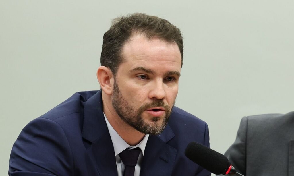 Executivo mandará MP do Imposto Seletivo e prorroga auxílio ao diesel