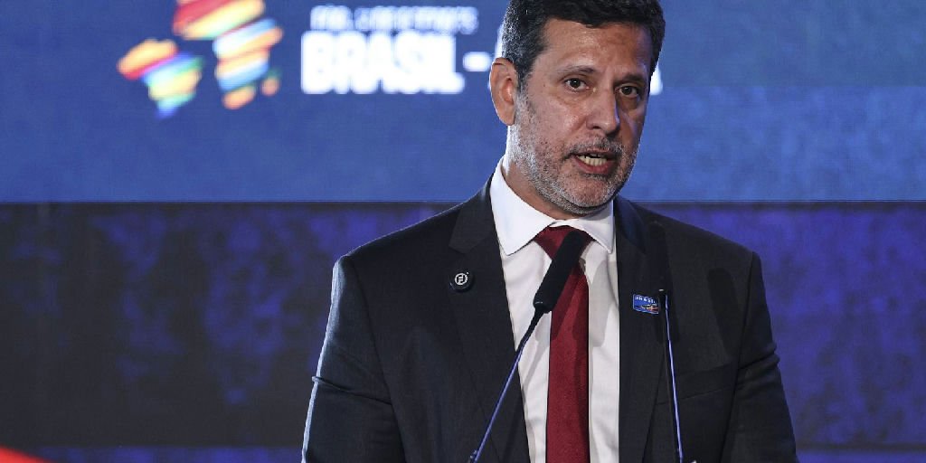 MEC aciona Polícia Federal para investigar ameaças digitais a universidades brasileiras