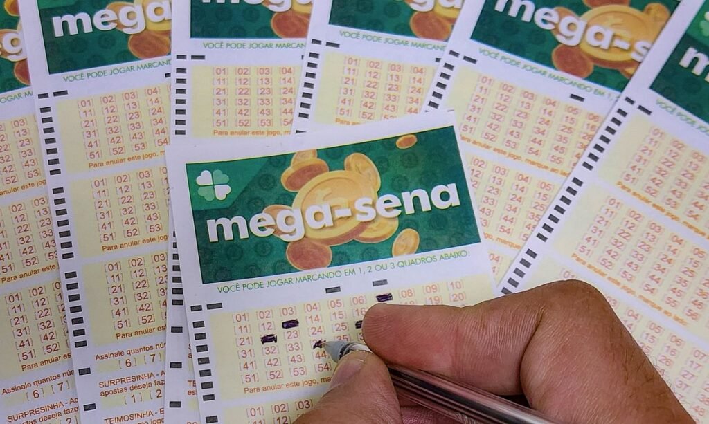 Prêmio da Mega-Sena chega a R$ 320 milhões após nova acumulação