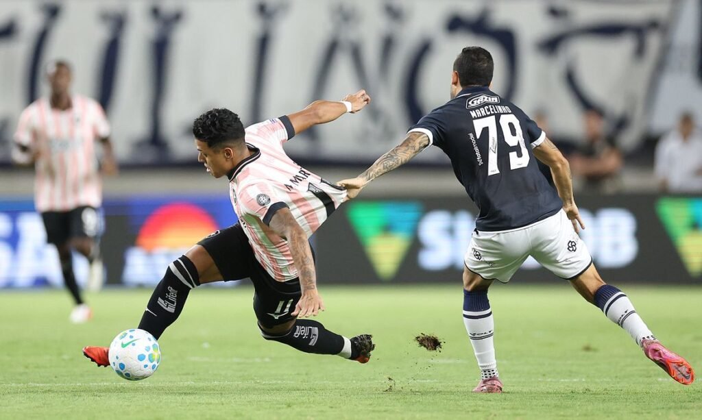 Remo quebra jejum no Brasileirão e complica a situação do Botafogo
