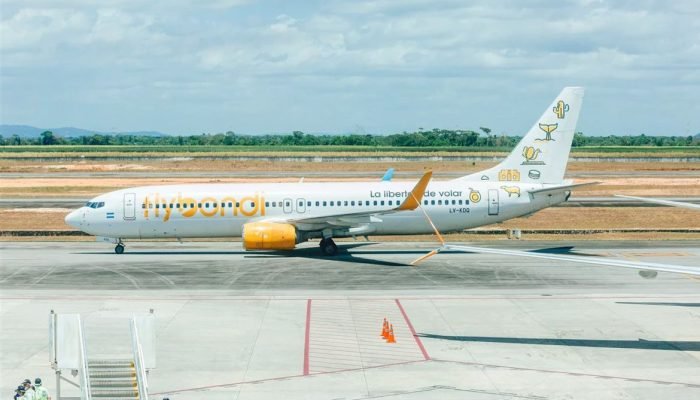 ANAC restringe venda de passagens da Flybondi no Brasil após série de cancelamentos