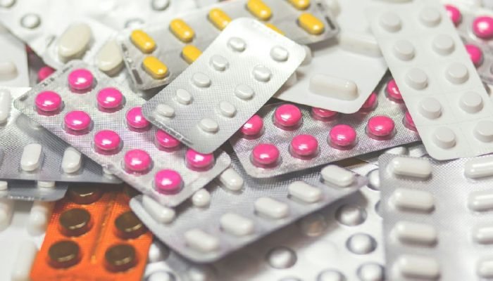 Anvisa proíbe comercialização de lotes do remédio oncologico keytruda
