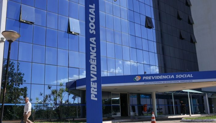 Aposentados podem contratar consignado do INSS sem biometria facial