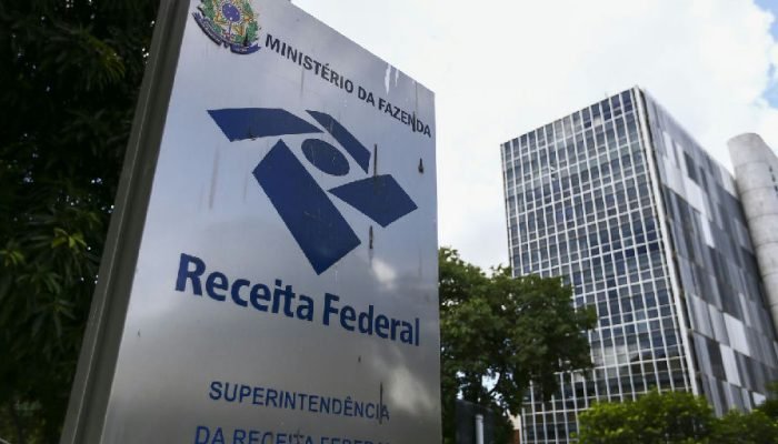Arrecadação de Imposto de Renda sobre Dividendos Fica Longe da Meta e Levanta Questionamentos Fiscais