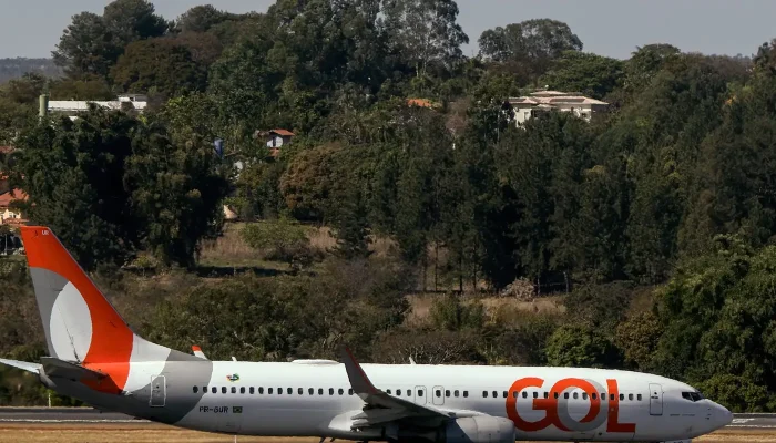 Avião da GOL realiza pouso de emergência em Goiânia por falha técnica