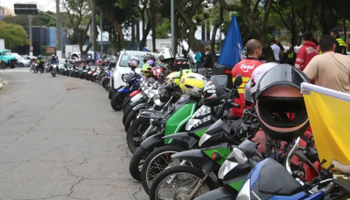 Baixa cobertura previdenciária expõe vulnerabilidade de motociclistas e motoristas de aplicativo