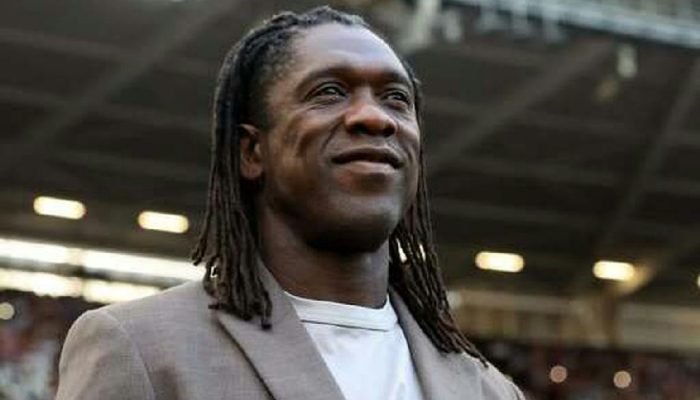 Corinthians anuncia Clarence Seedorf como novo técnico em meio a crise no Brasileirão