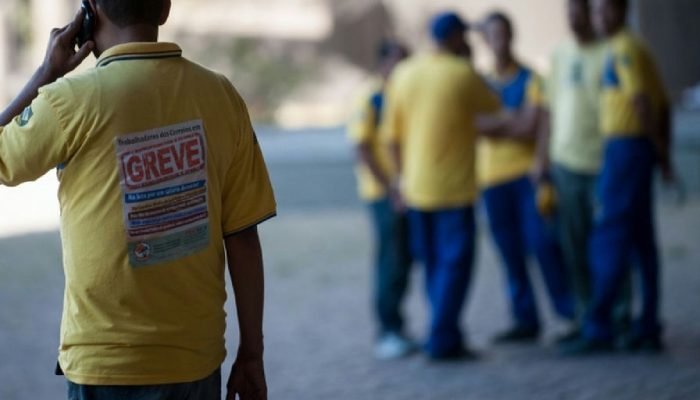 Correios iniciam greve por tempo indeterminado e serviços são afetados em todo o país