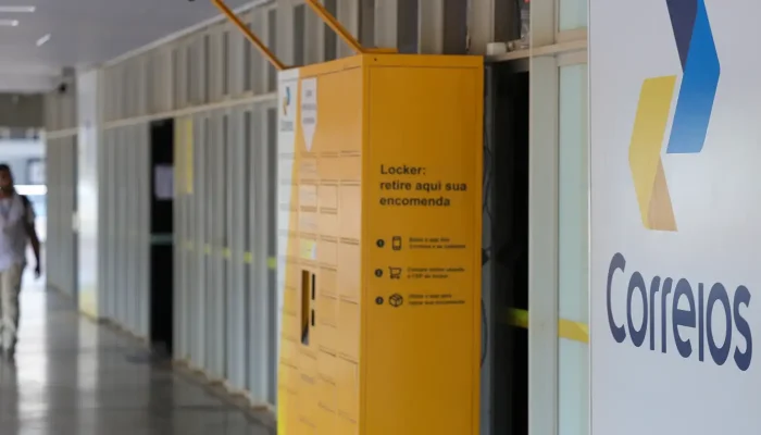 Correios lançam serviço de entrega terrestre para compras de sites do Paraguai no Brasil