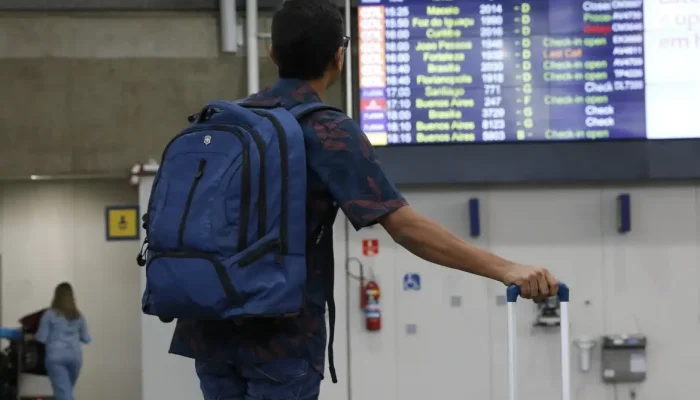 Desembarque no Brasil: Receita Federal agiliza alfândega com sistema automático para viajantes