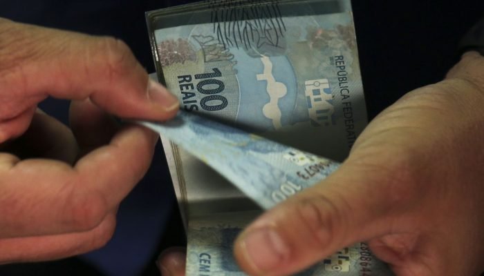 Desenrola Adimplentes: programa de crédito com juros baixos para trabalhadores informais entra em vigor