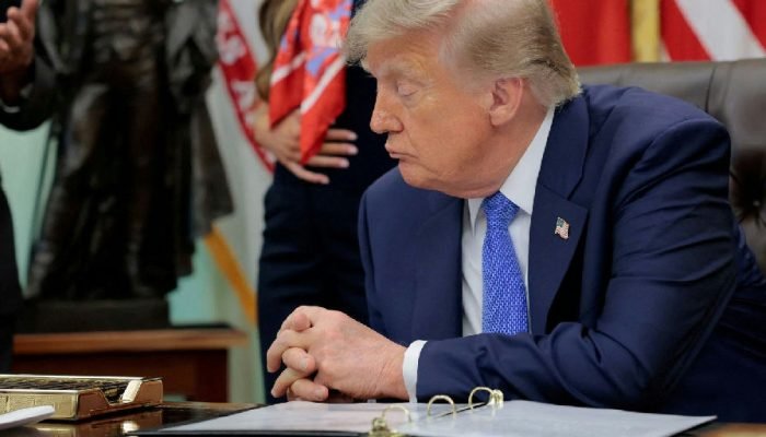 Donald Trump promete US$ 5 mil a americanos em aposta por vitória republicana
