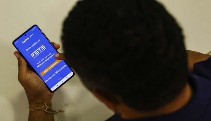 FGTS distribui R$ 13 bilhões em lucros: saiba quem recebe e como consultar