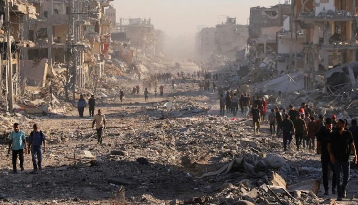 Gaza: ataque aéreo israelense mata quatro palestinos em prédio residencial