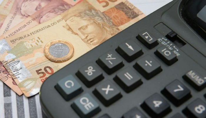 Governo projeta arrecadação de R$ 636 bilhões com a nova CBS para 2027